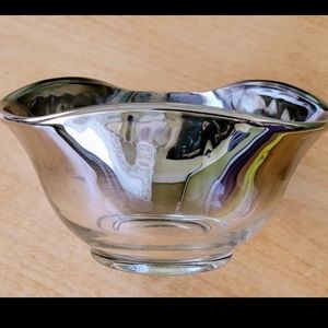 Two vintage Dorothy Thorpe silver fade dip bowls